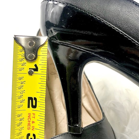 SOFT STYLE Black Heels with Padded Soles, Size 7 - Picture 6 of 8